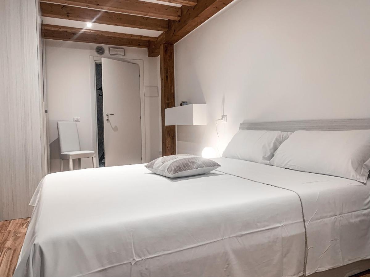 B&B Ma'Delina Settimo Milanese Exterior photo